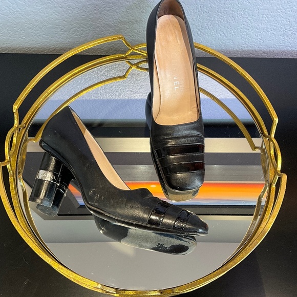 Vintage Y2K Authentic Chanel Square Toe Cylinder Heel Black Pumps Damaged 9B - Picture 1 of 14